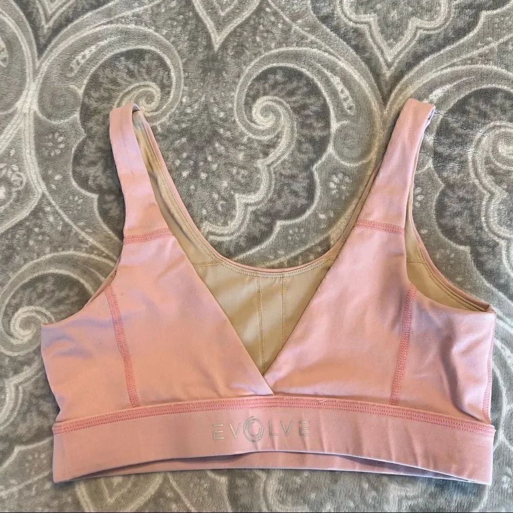 Evolve pink sports bra   - Picture 2 of 3
